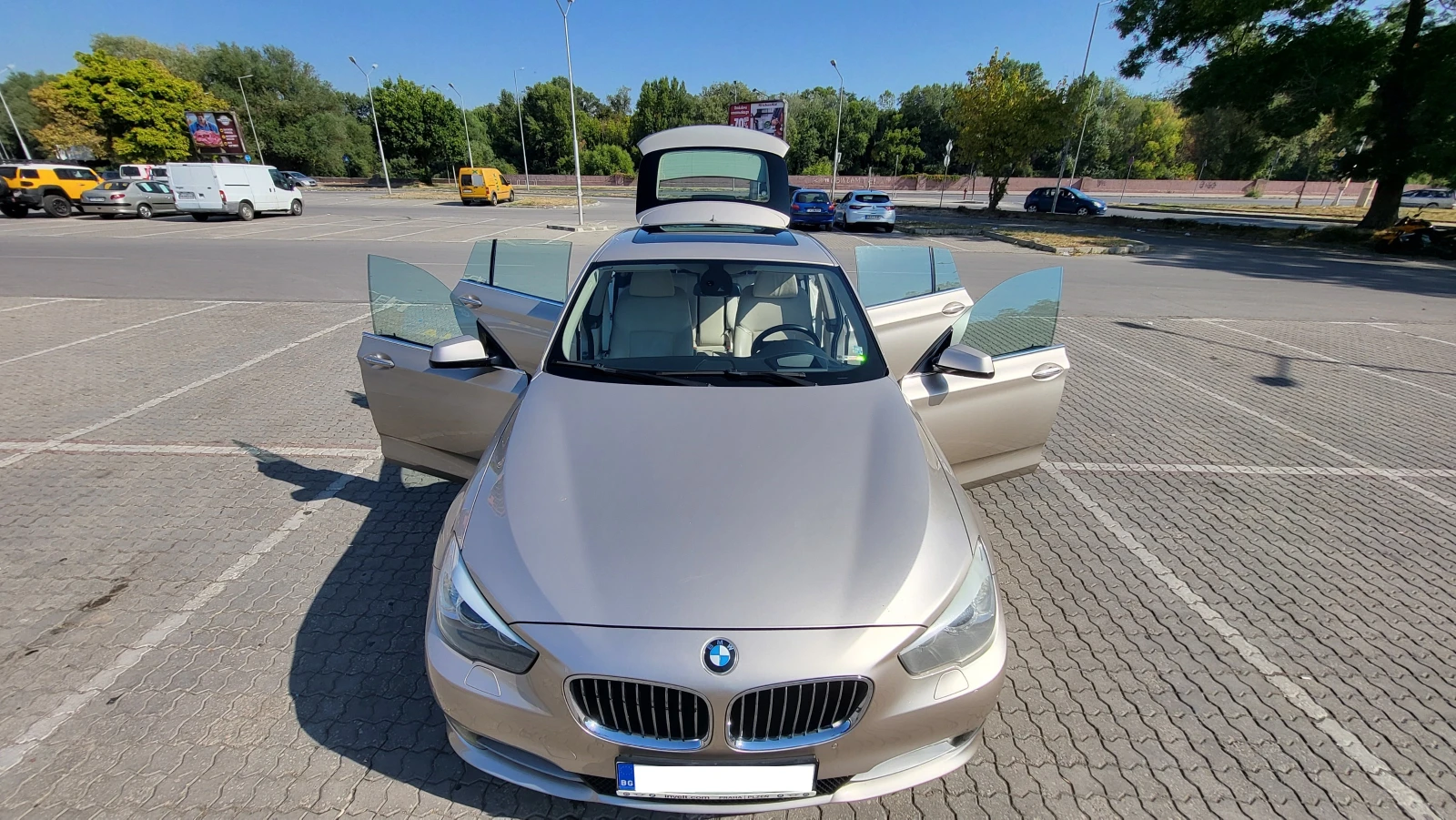 BMW 5 Gran Turismo  - изображение 7