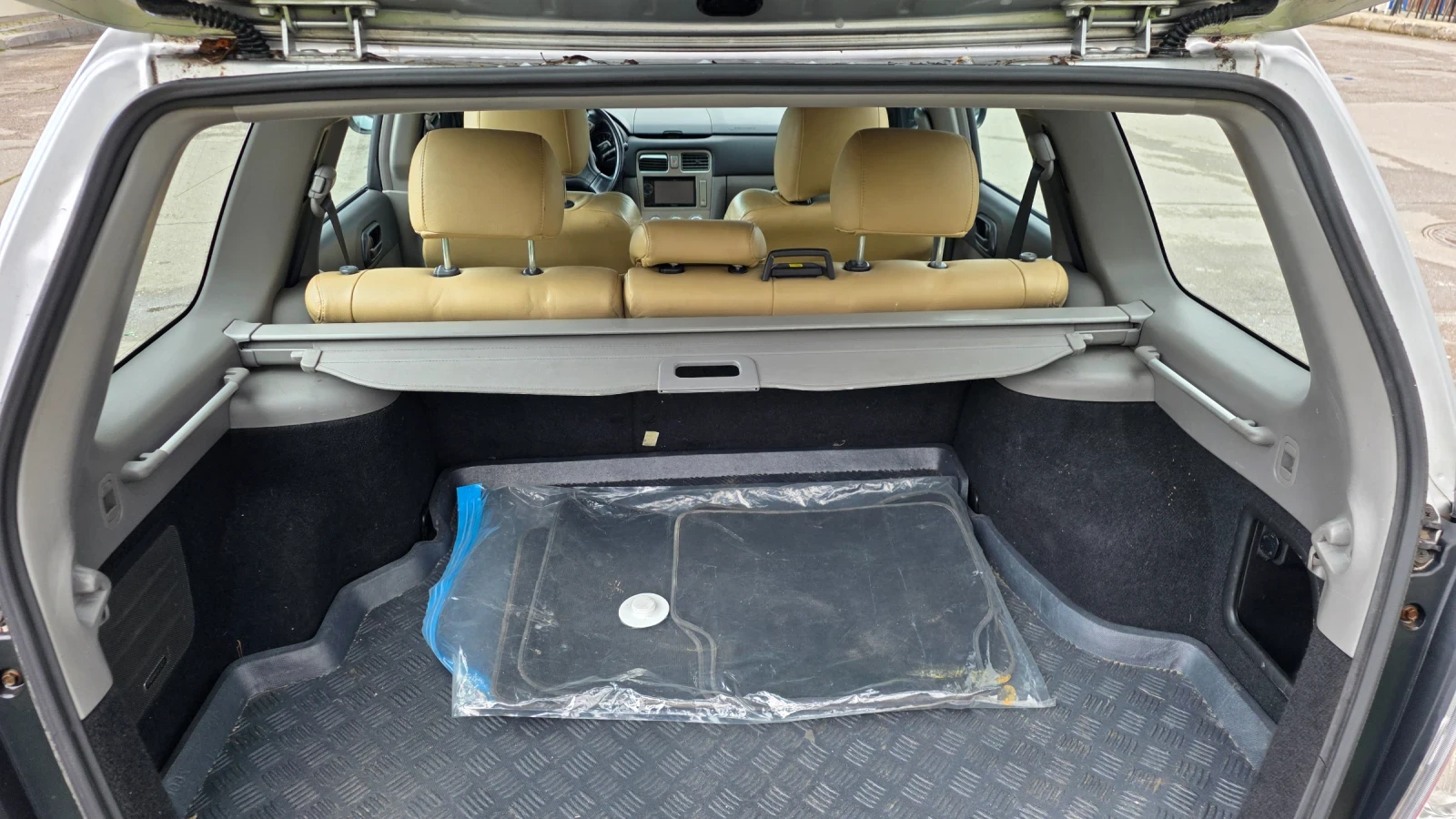 Subaru Forester, снимка 11 - Автомобили и джипове - 54089682