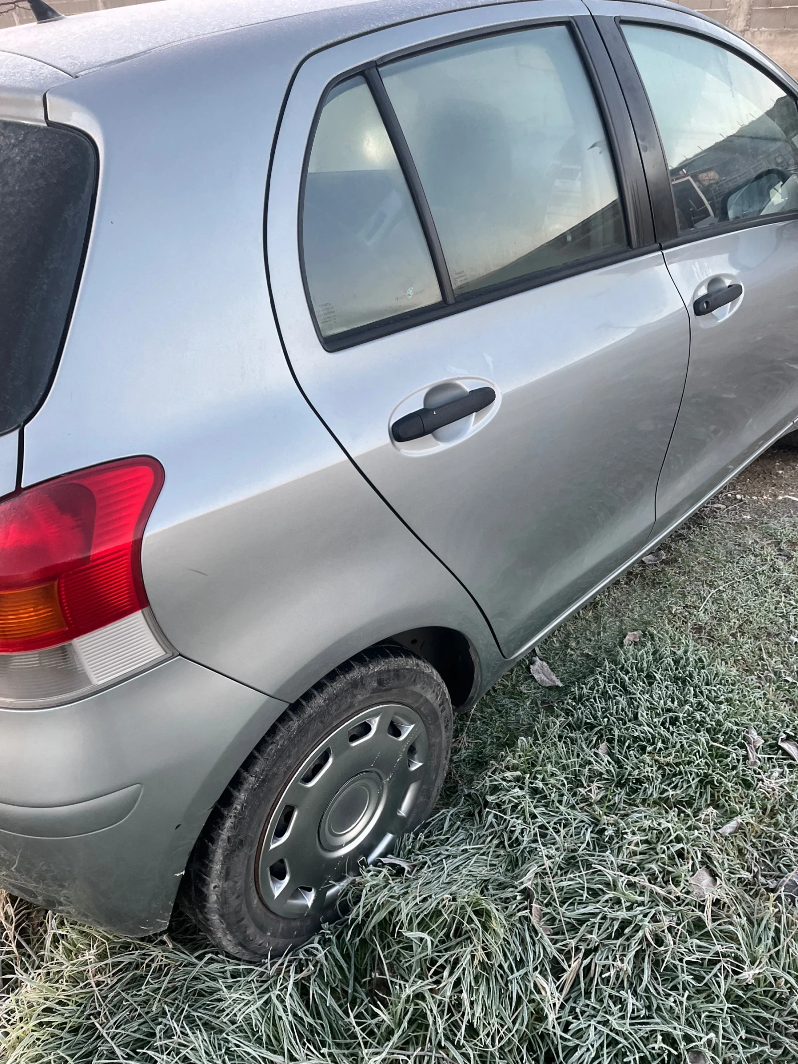 Toyota Yaris 13.3 | Mobile.bg � ����������� 4