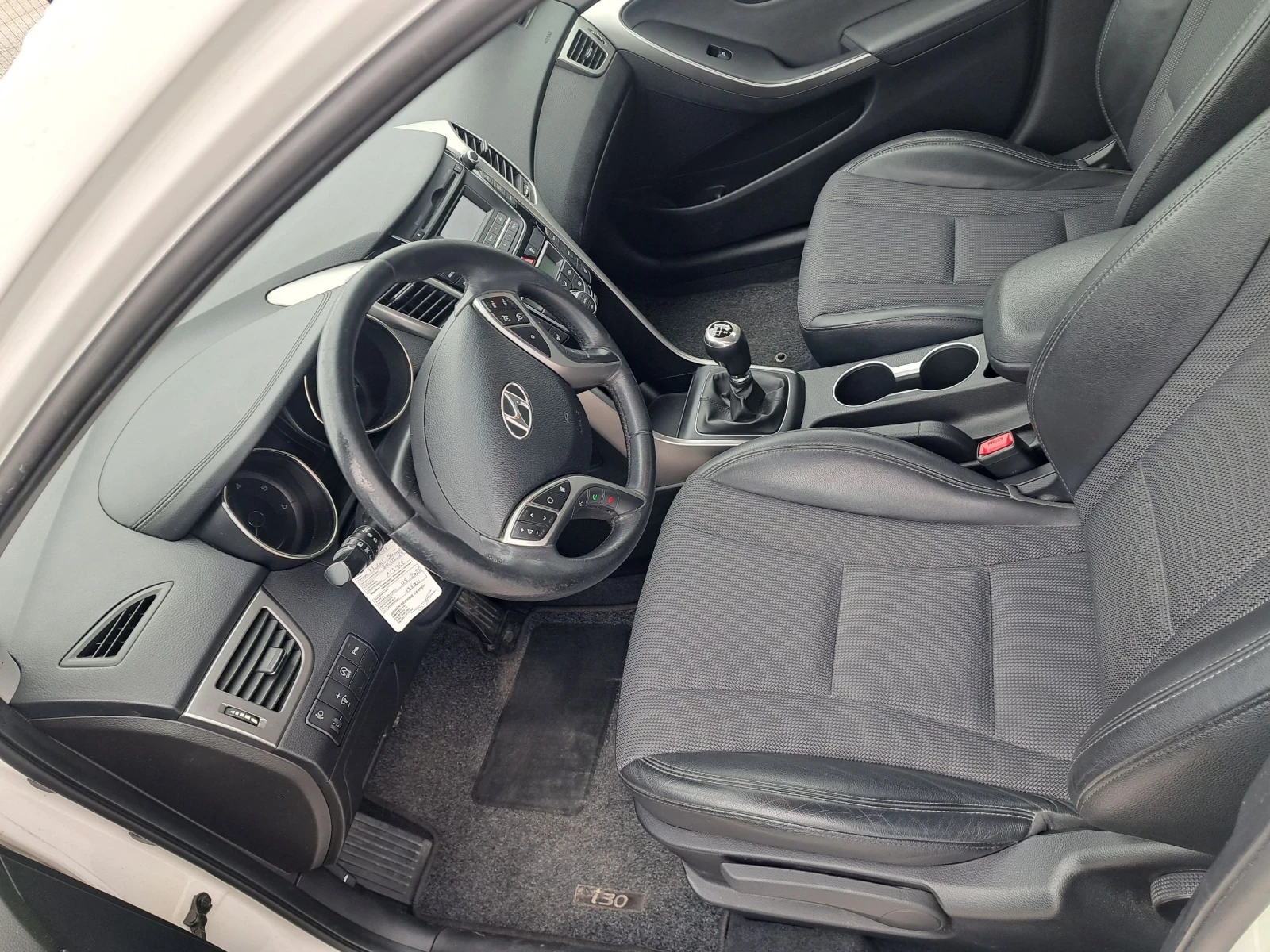 Hyundai I30 1.6 CRDI VERTEX  | Mobile.bg � ����������� 13