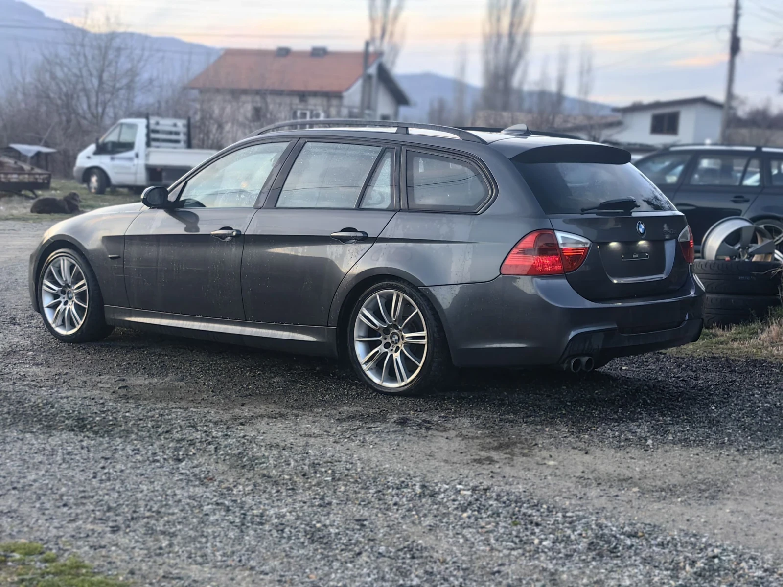 BMW 330 M pack RWD, снимка 2 - Автомобили и джипове - 53345128