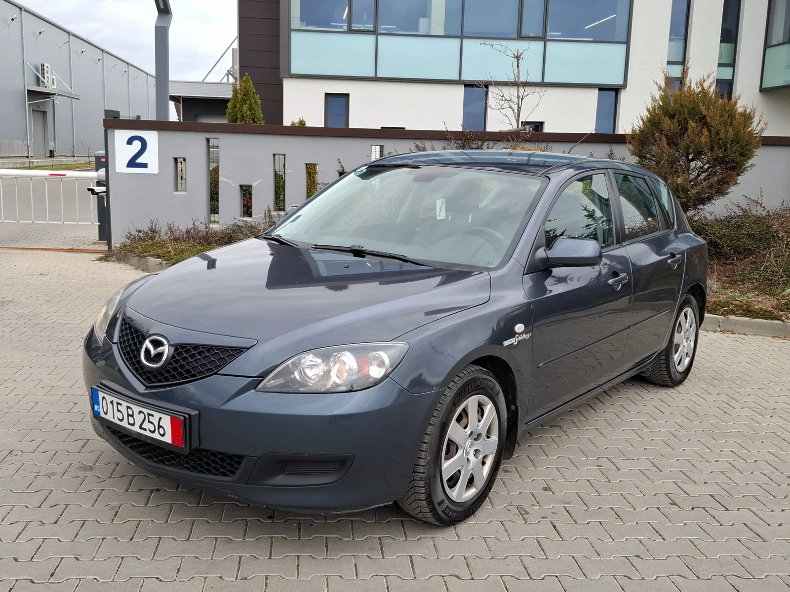 Mazda 3 1.4i* (84кс)* * FACELIFT* * НОВ ВНОС* * , снимка 5 - Автомобили и джипове - 53905217