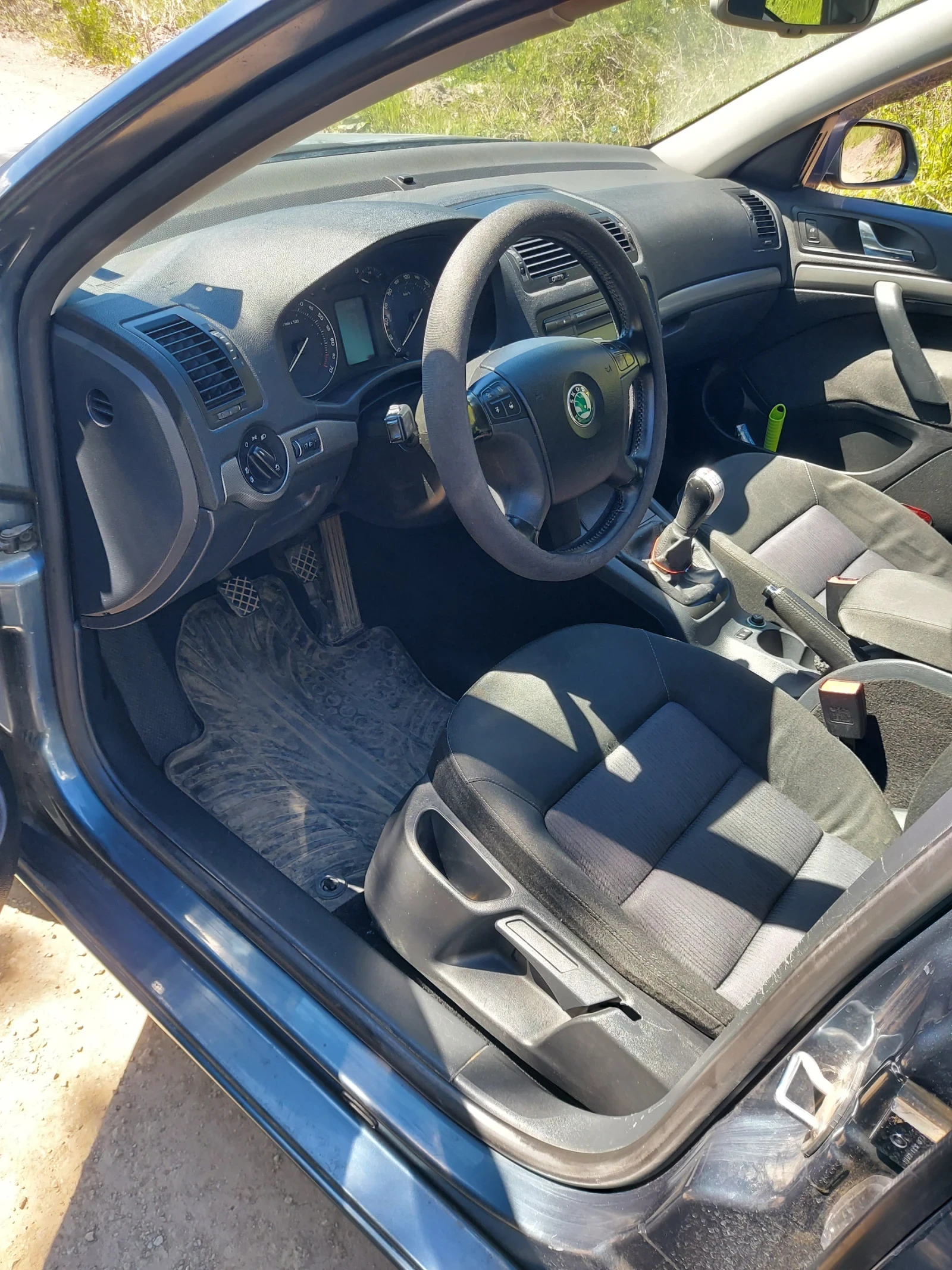 Skoda Octavia 2, 0 FSI 4X4, снимка 6 - Автомобили и джипове - 54320111