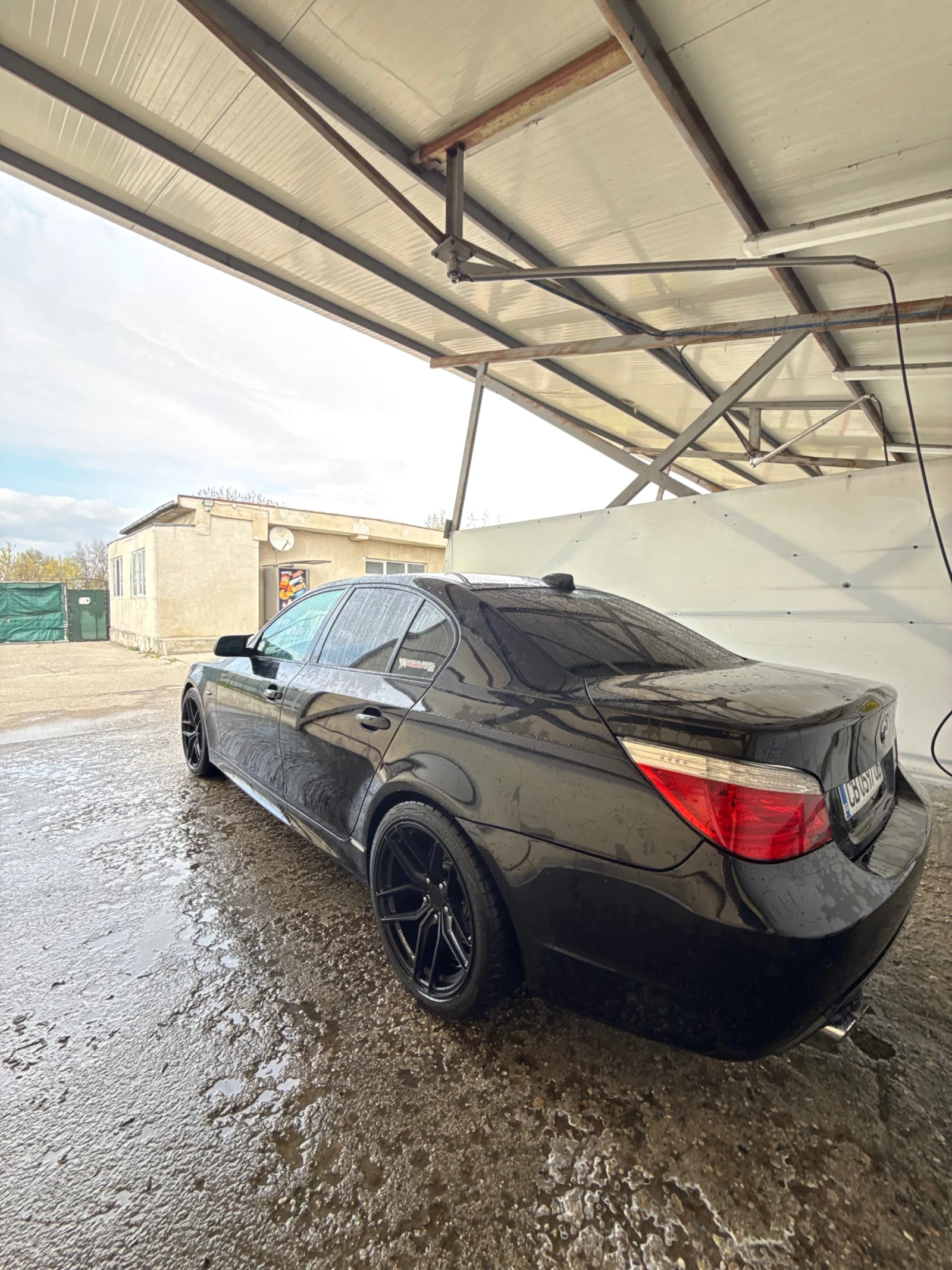 BMW 525, снимка 2 - Автомобили и джипове - 54323539