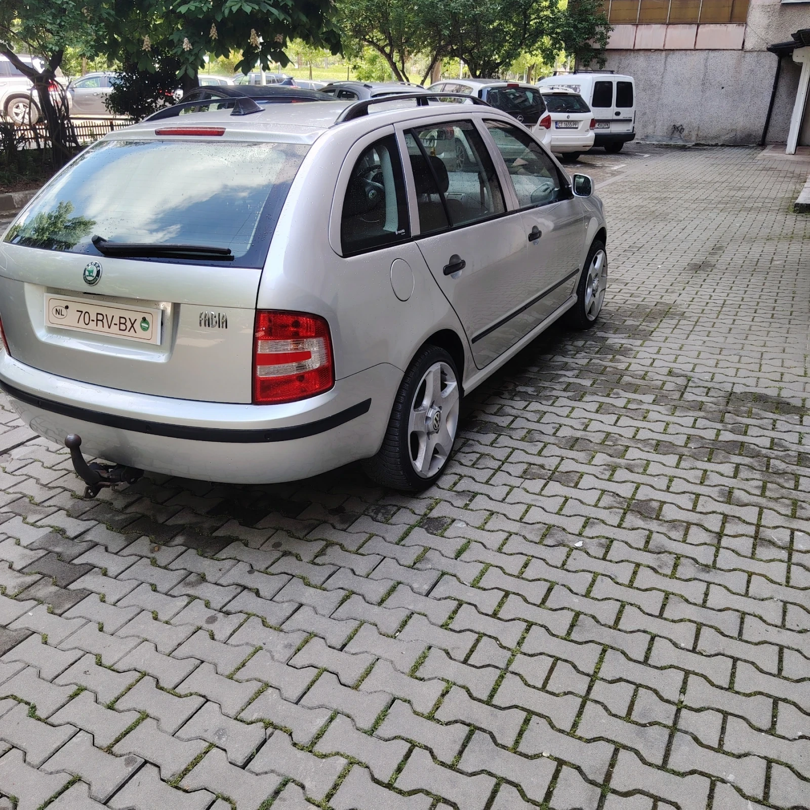 Skoda Fabia 2.0 I , снимка 6 - Автомобили и джипове - 54513887