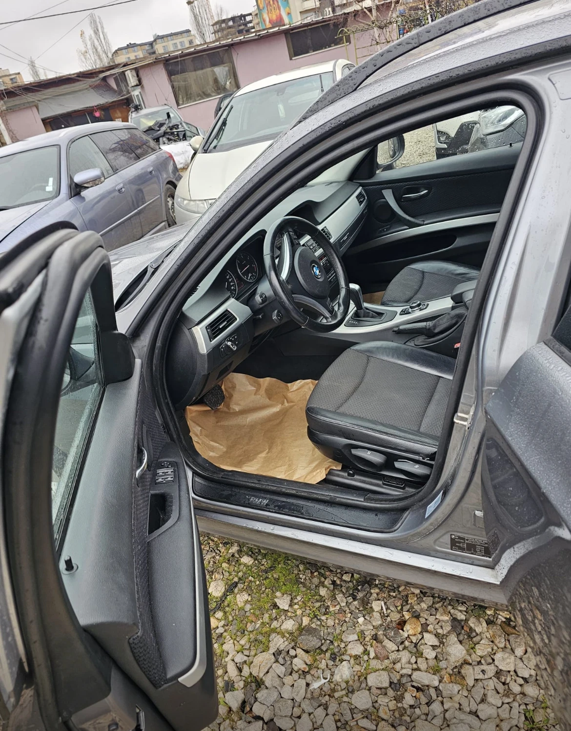 BMW 320 E91, снимка 5 - Автомобили и джипове - 54704420