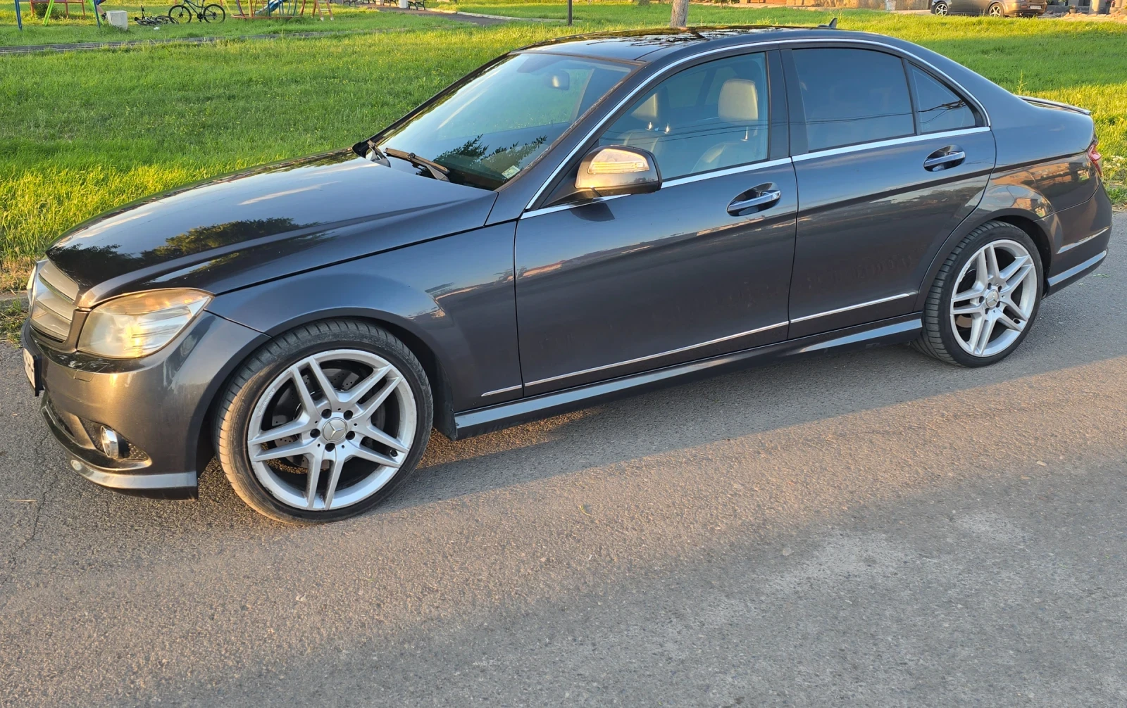 Mercedes-Benz C 350, снимка 4 - Автомобили и джипове - 54731686