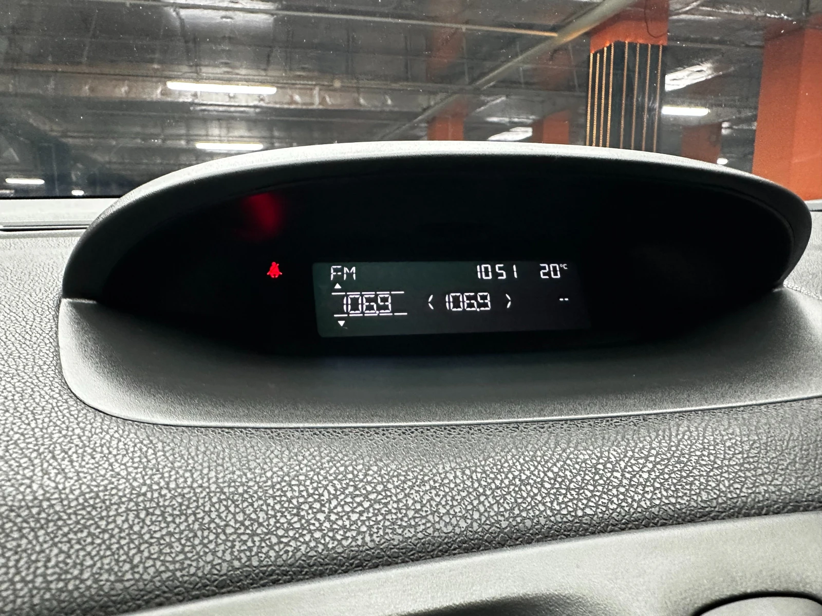 Renault Megane 1.5d 90 к.с., снимка 12 - Автомобили и джипове - 55540329