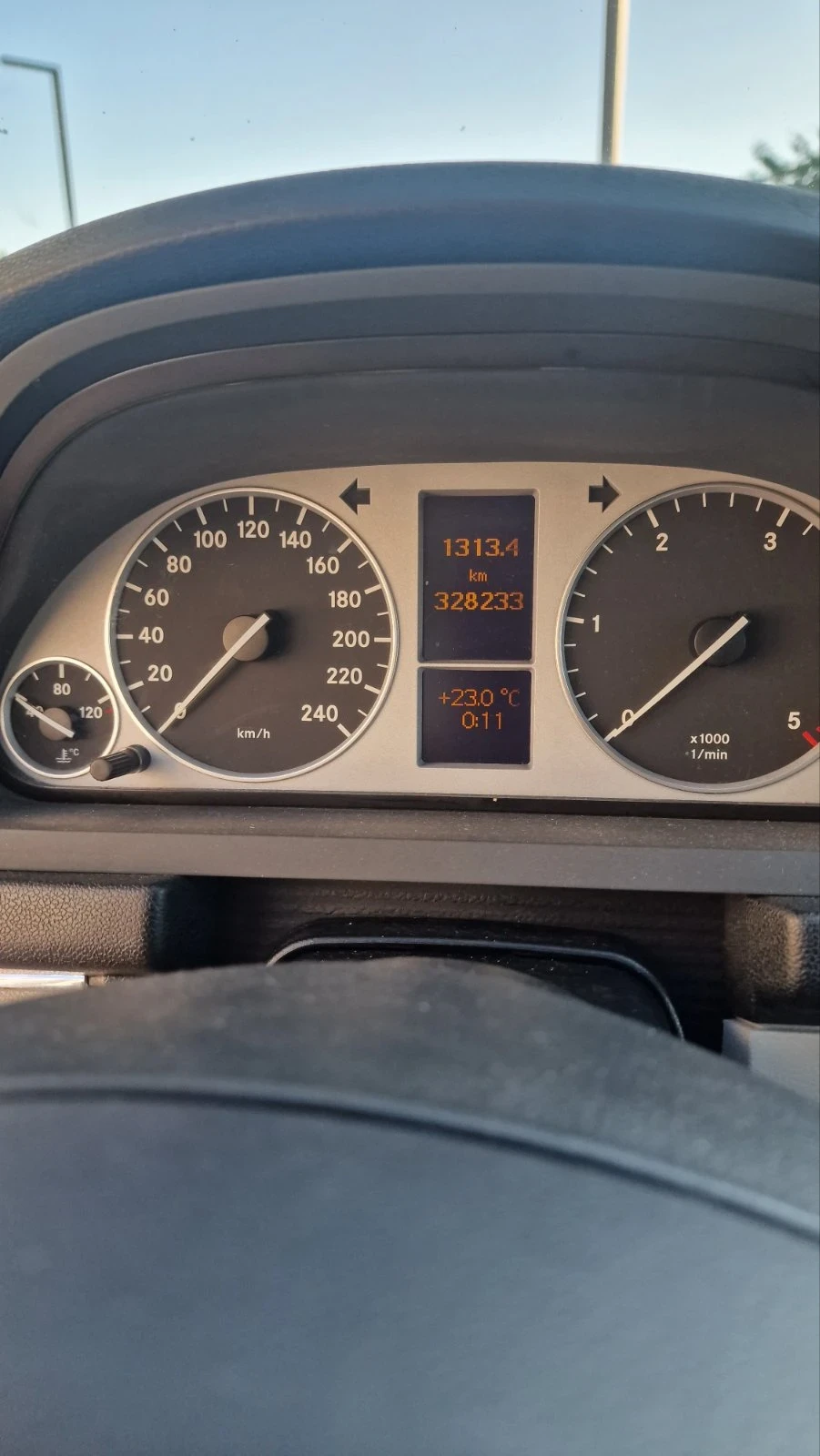 Mercedes-Benz B 200, снимка 12 - Автомобили и джипове - 55627743