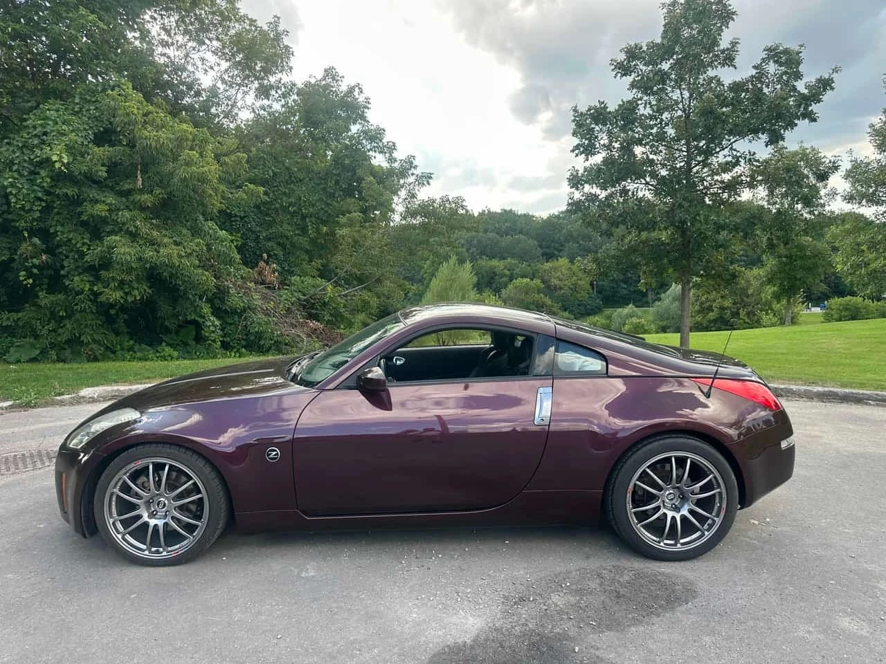 Nissan 350z * Touring * CARFAX * ФИНАНСИРАНЕ, снимка 2 - Автомобили и джипове - 55736421