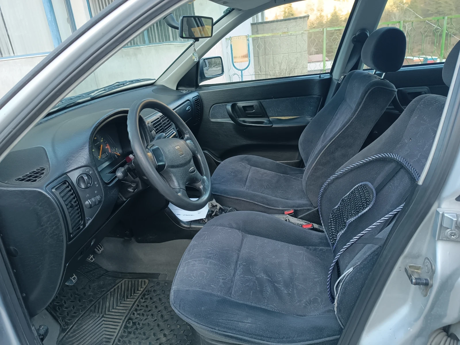 Seat Cordoba, снимка 6 - Автомобили и джипове - 55768037