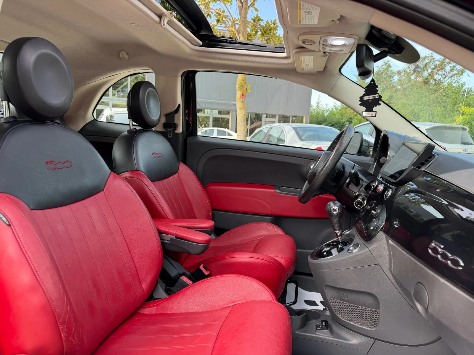Fiat 500 1.4i/Camera/Navi/Panorama/, снимка 14 - Автомобили и джипове - 56220555