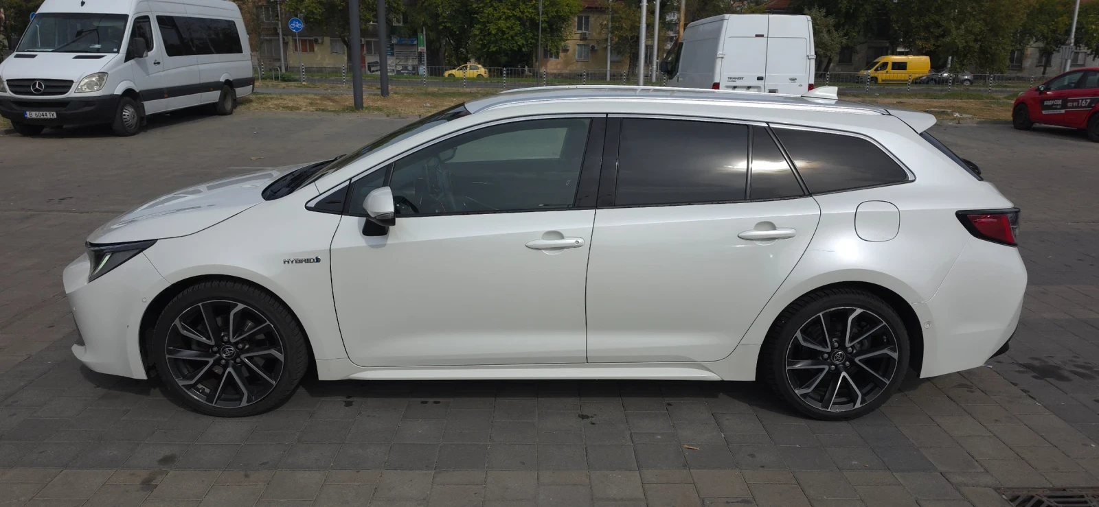 Toyota Corolla Комби, снимка 10 - Автомобили и джипове - 56464377