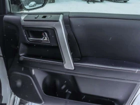Toyota 4runner * AWD | LEATHER | CARPLAY | VENTED SEATS | JBL AUD, снимка 17