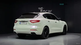 Maserati Levante 3.0* AWD* LUXURY* ПОДГРЕВ* ОБДУХВАНЕ* ПАНО* 360* , снимка 2