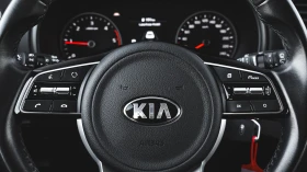 Kia Sportage 1.6 CRDi LX Automatic - 41900 лв. - 84134036 13