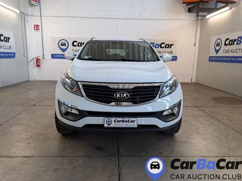 Kia Sportage 124х.км 2.0crdi R AWD 184к.с - НОВ ВНОС ИТАЛИЯ!!!, снимка 3 - Автомобили и джипове - 52890133