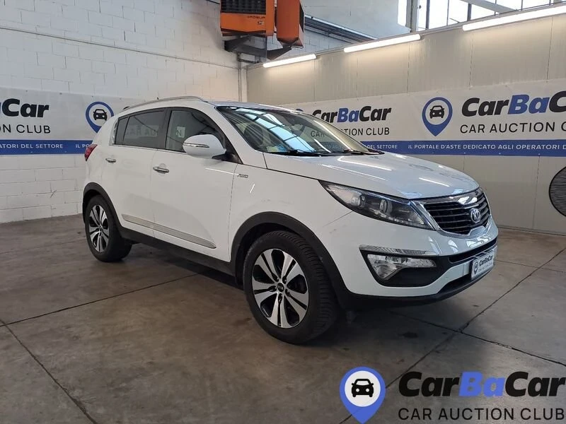 Kia Sportage 124х.км 2.0crdi R AWD 184к.с - НОВ ВНОС ИТАЛИЯ!!!, снимка 4 - Автомобили и джипове - 52890133