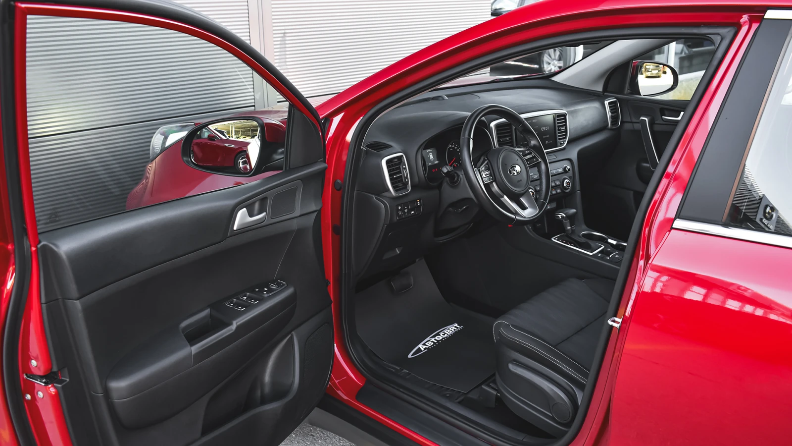 Kia Sportage 1.6 CRDi LX Automatic - изображение 8