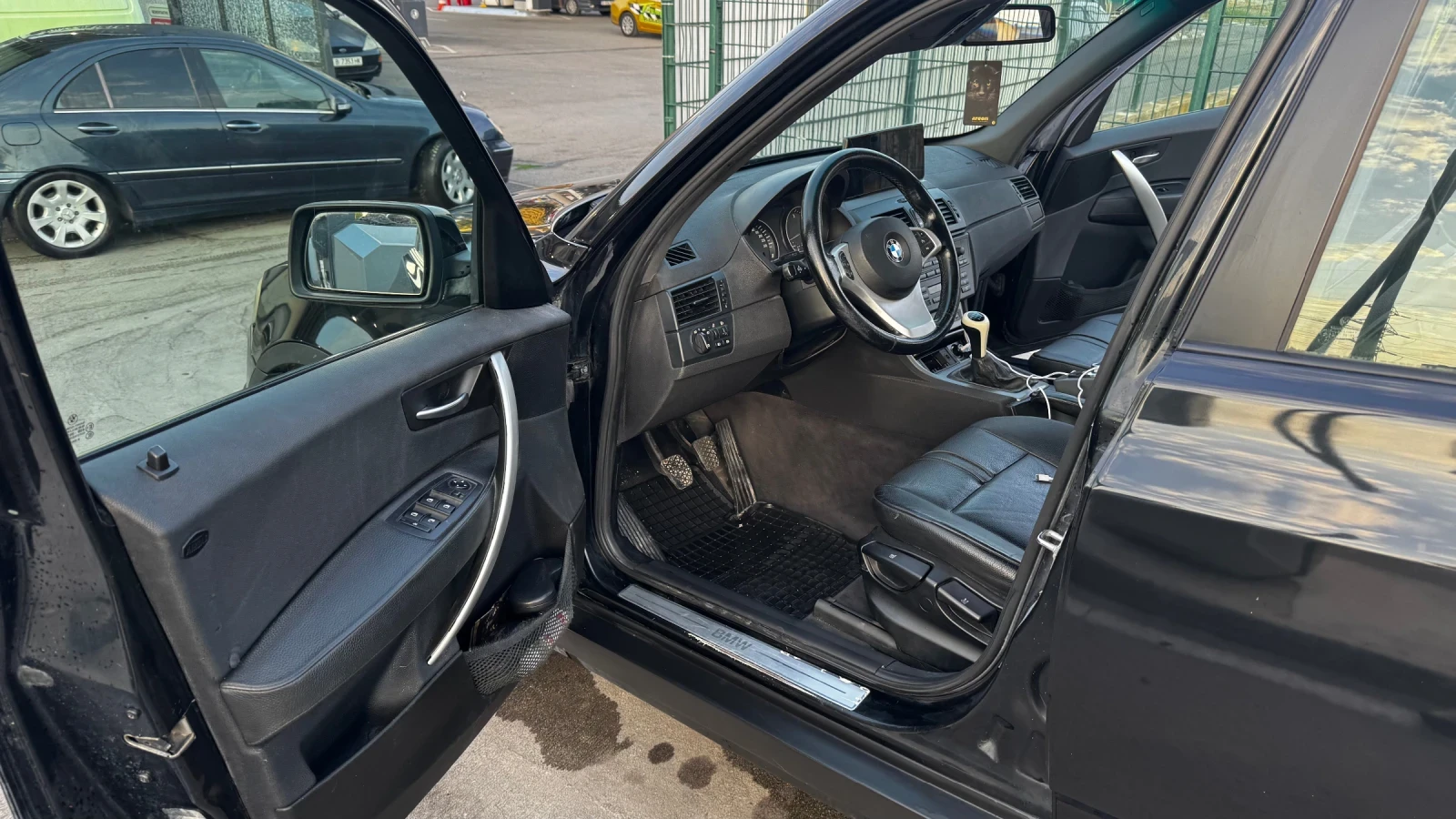BMW X3 2.0D , 6ск. Навигация, Кожен салон, Теглич - изображение 9