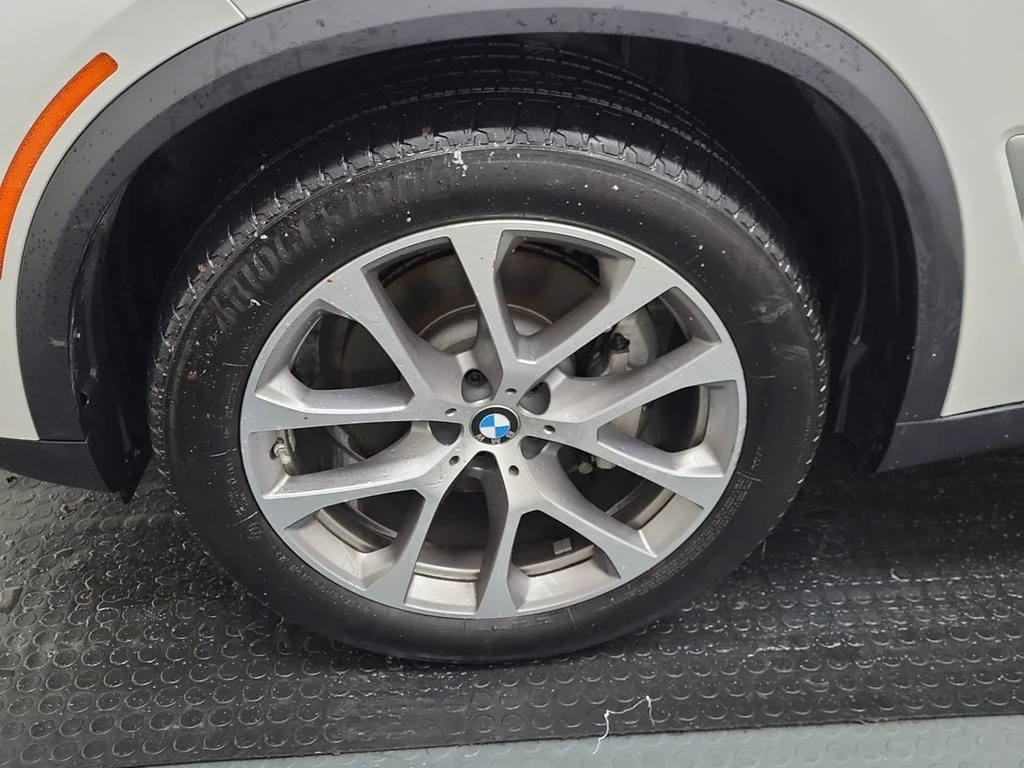 BMW X5 XDRIVE40I  CARFAX | Mobile.bg   17