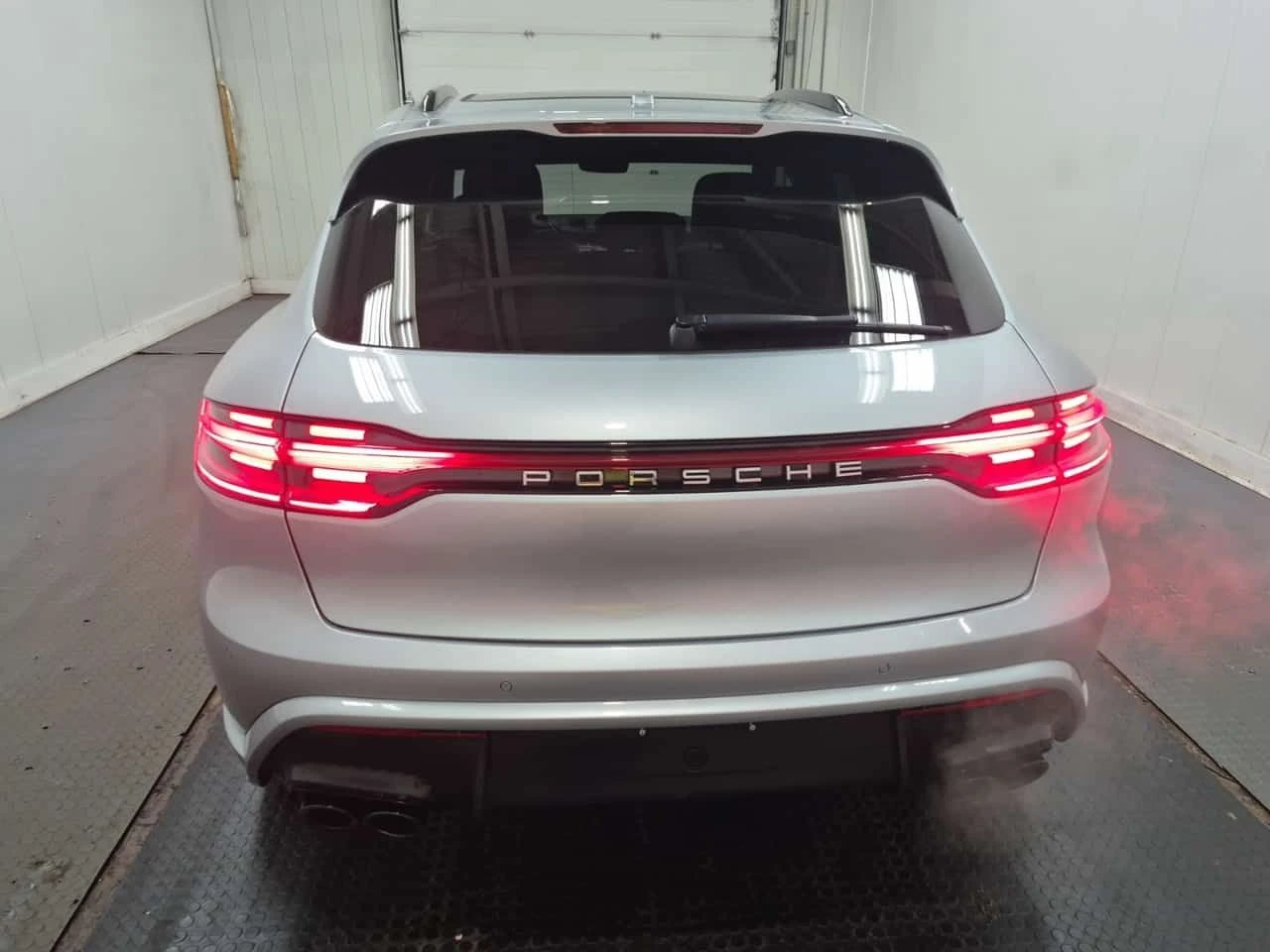 Porsche Macan AWD  CARFAX - изображение 6