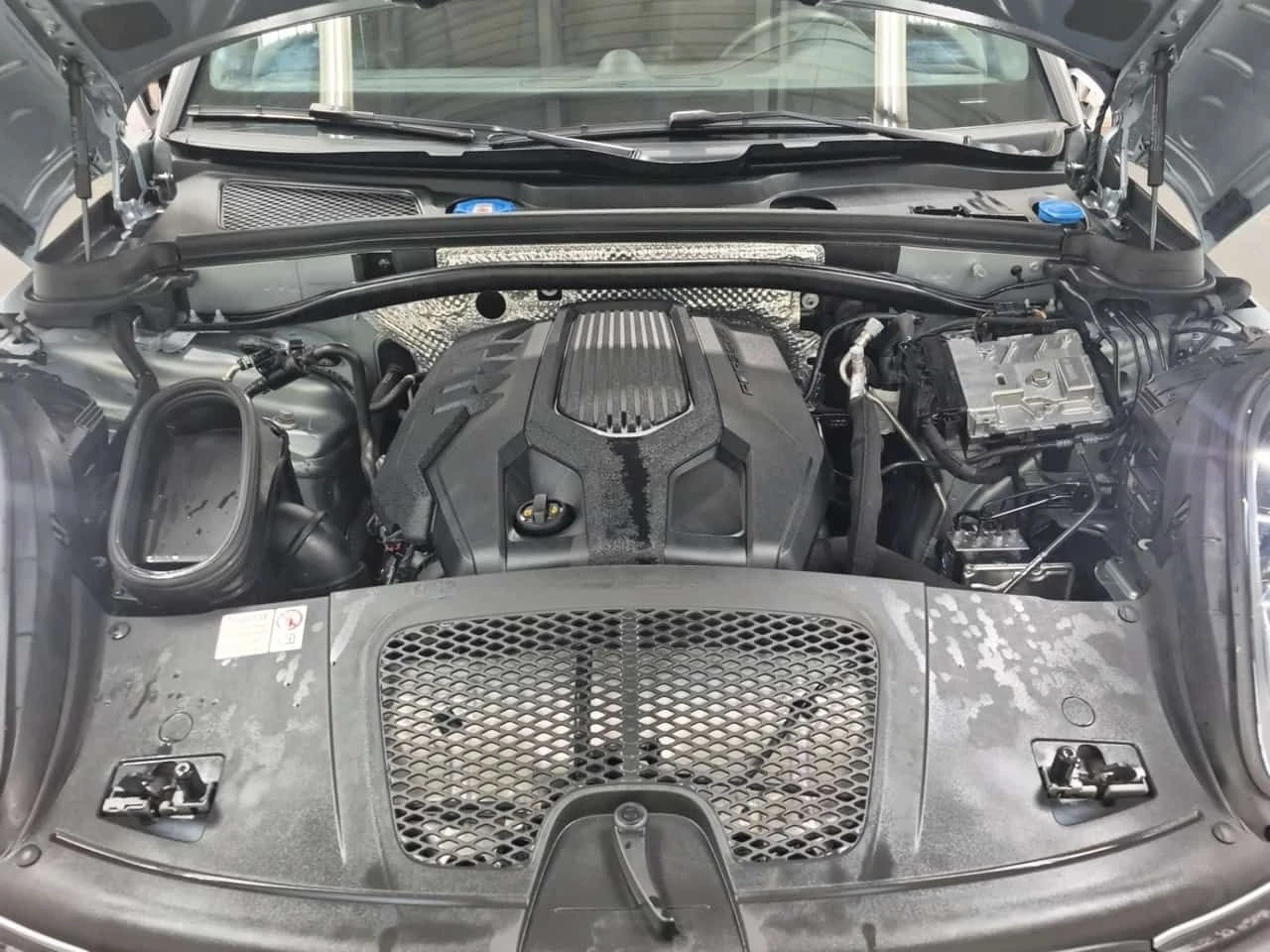 Porsche Macan AWD  CARFAX | Mobile.bg � ����������� 14