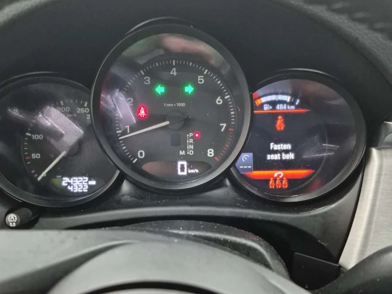 Porsche Macan AWD  CARFAX - изображение 10