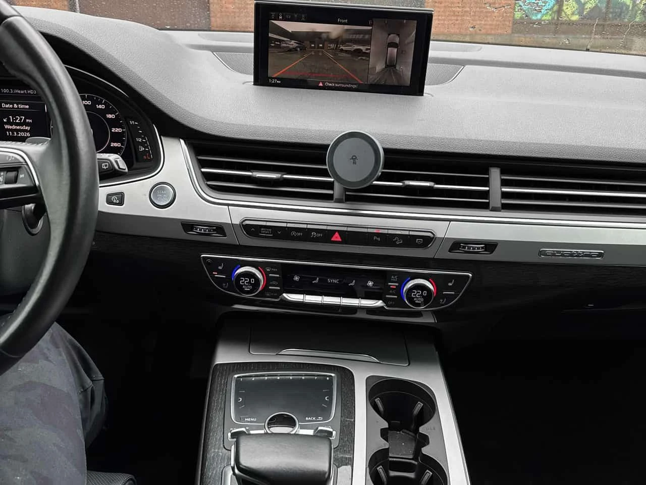 Audi Q7 Technik/CARFAX/PANO/ОБДУХВАНЕ/360 CAM, снимка 12 - Автомобили и джипове - 53804337