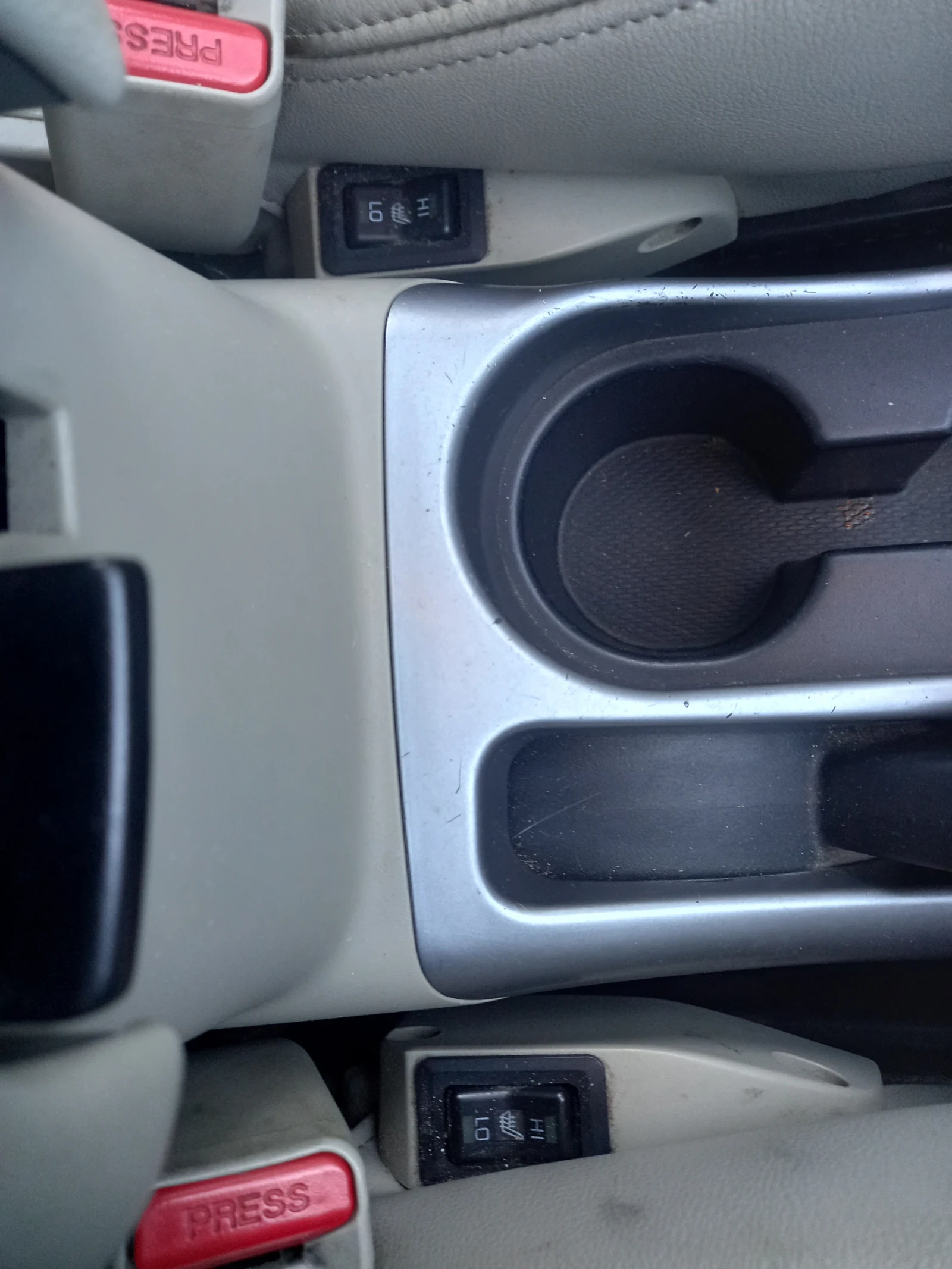 Citroen C-Crosser 4x4, снимка 13 - Автомобили и джипове - 53998992