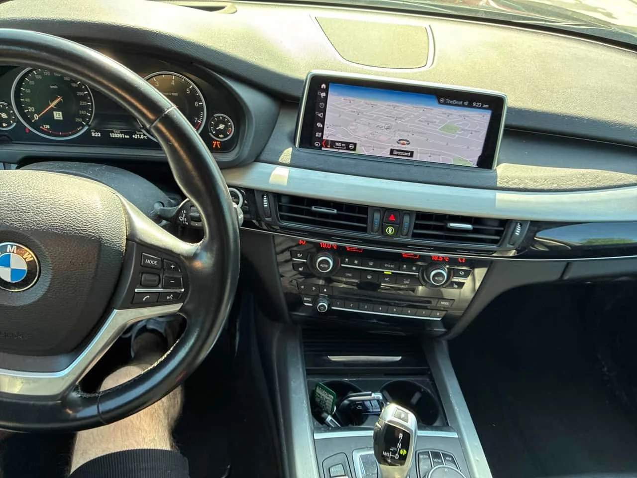 BMW X5 * xDrive35i * АВТОКРЕДИТ БЕЗ ПЪРВОНАЧАЛНА ВНОСКА, снимка 9 - Автомобили и джипове - 54691052