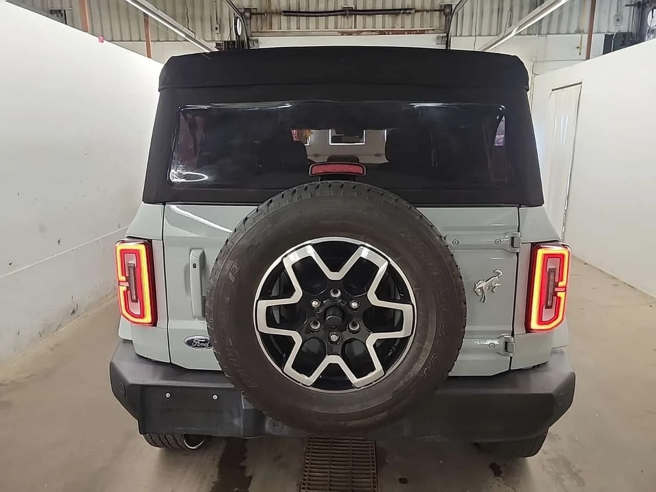 Ford Bronco * OUTER BANKS * CARFAX * Без инциденти * , снимка 4 - Автомобили и джипове - 55539178