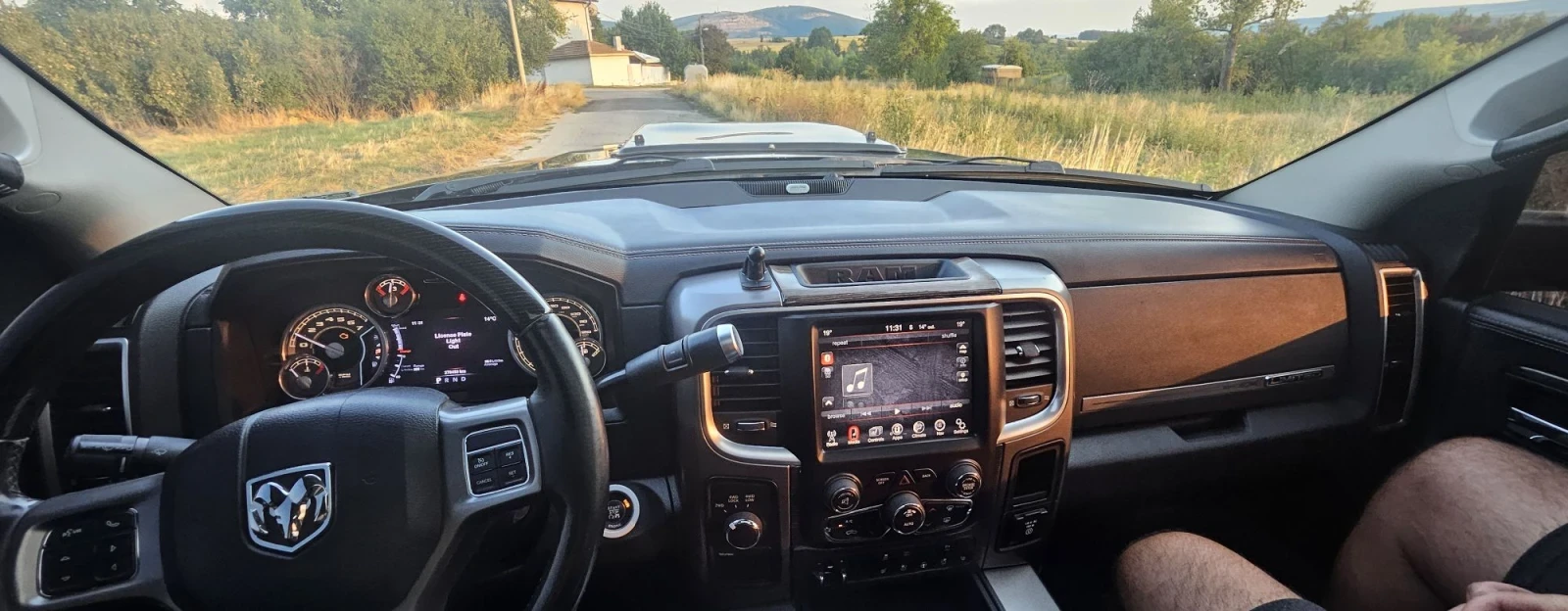 Dodge RAM 1500 Ram 2500 6.4 mega cab ram box , снимка 3 - Автомобили и джипове - 55833613