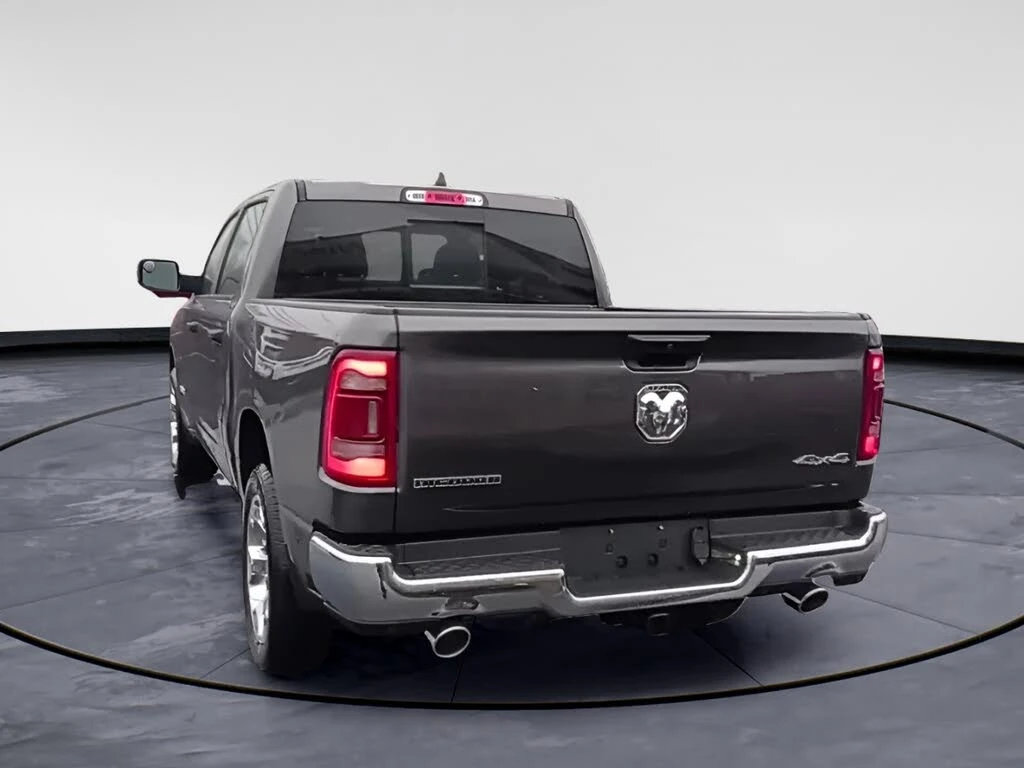 Dodge RAM 1500 5.7 HEMI | Big Horn Crew Cab 4WD | CARPLAY | Mobile.bg � ����������� 4