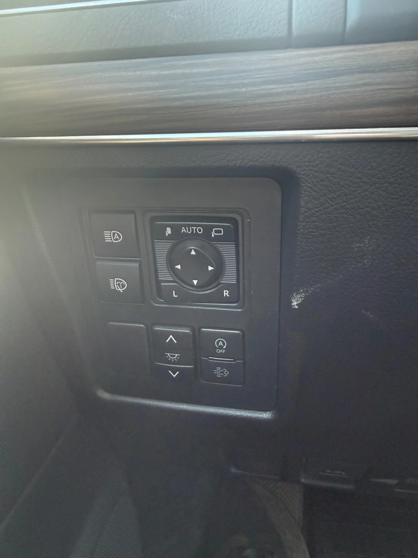 Toyota Land cruiser 150, снимка 8 - Автомобили и джипове - 56127729