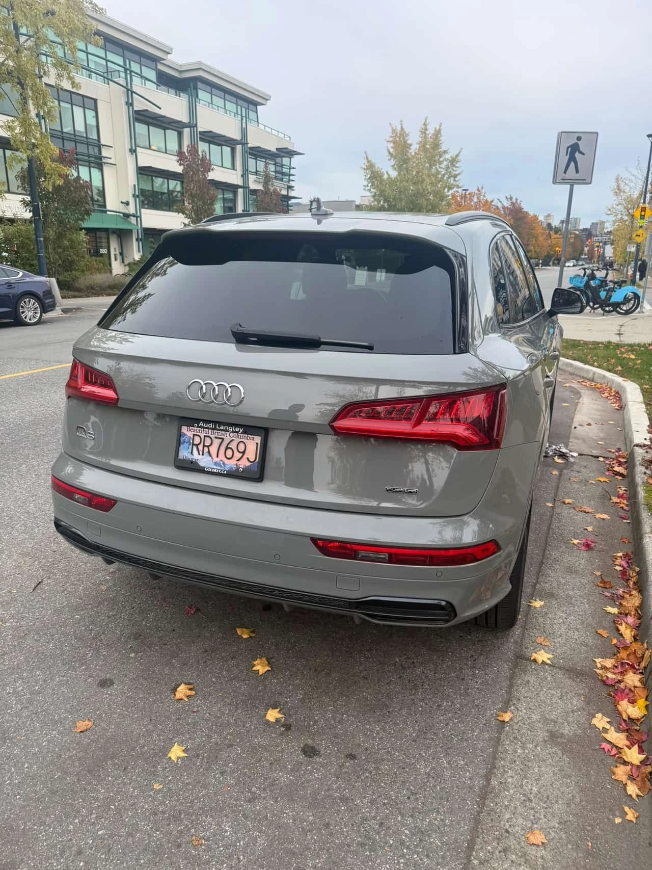 Audi Q5 * Progressiv * CARFAX * ����� �� ����������� | Mobile.bg � ����������� 7