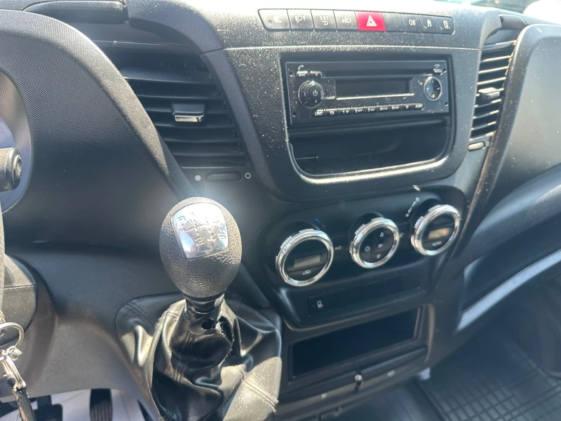 Iveco Daily 35/150!Дв.гума до 3.5т!Клима, снимка 7 - Бусове и автобуси - 50300860