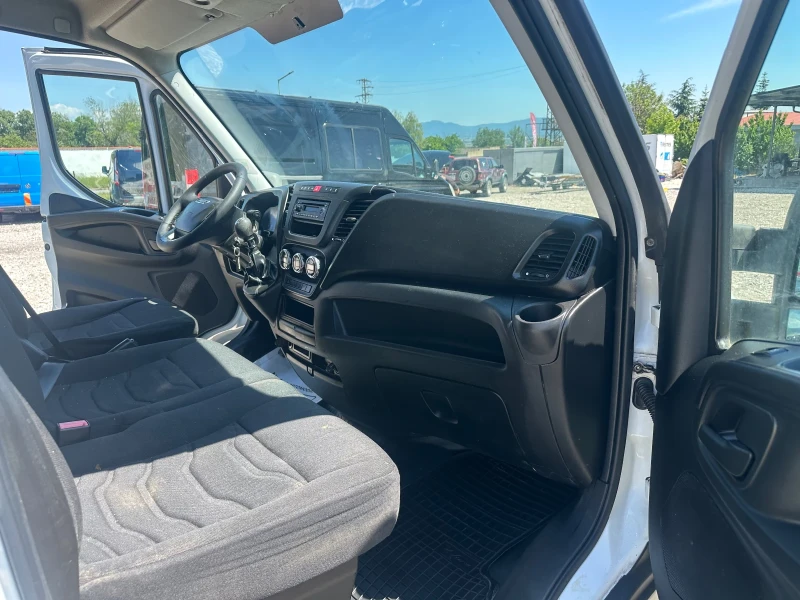 Iveco Daily 35/150!Дв.гума до 3.5т!Клима, снимка 9 - Бусове и автобуси - 50300860