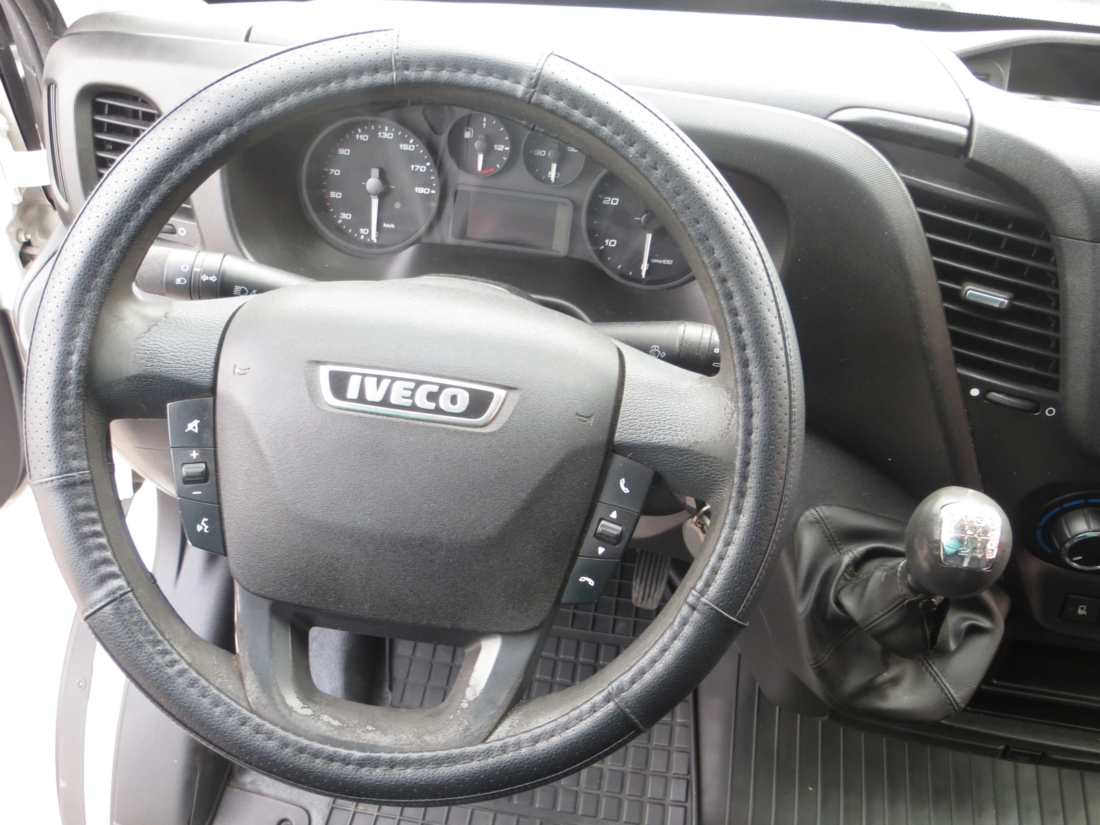 Iveco Daily 50C35 категория "Б" - изображение 8