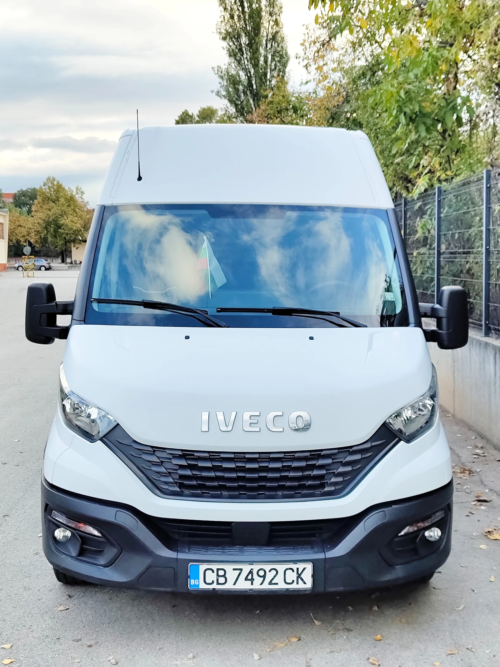 Iveco Daily 35 c 12, снимка 2 - Бусове и автобуси - 56725613