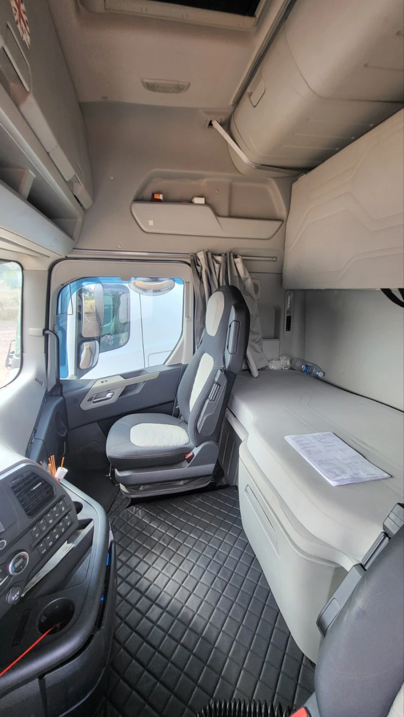 Ford Cargo F MAX 500 + помпа за гондола, снимка 8 - Камиони - 51582512