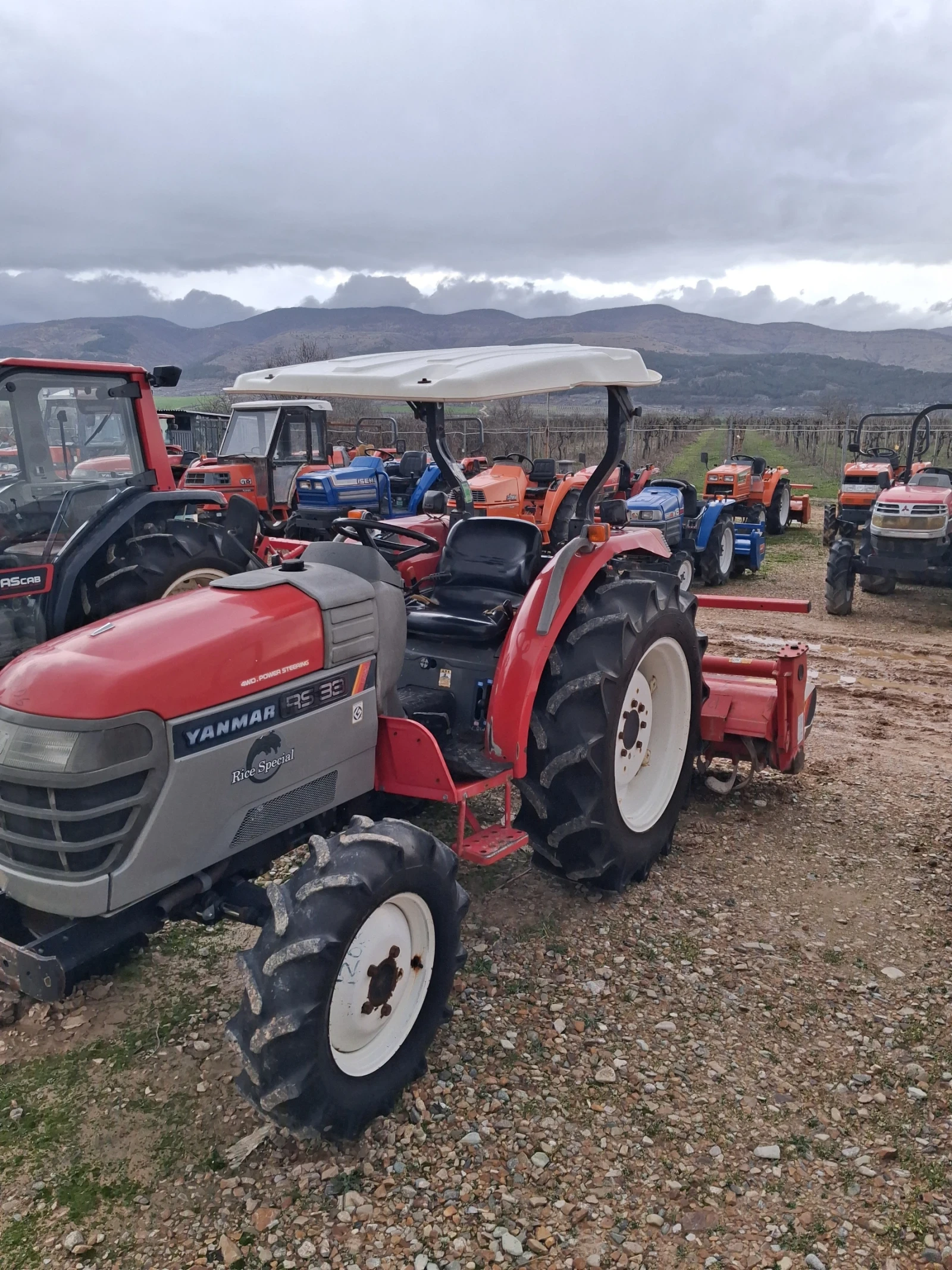 Трактор Kubota Скайтрак  - изображение 3