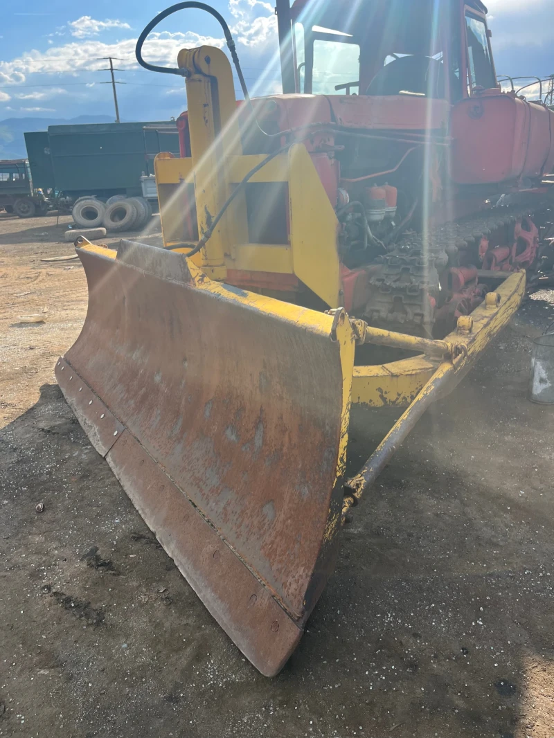 Булдозер Друга 11