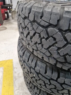 Гуми Всесезонни 215/70R16, снимка 5