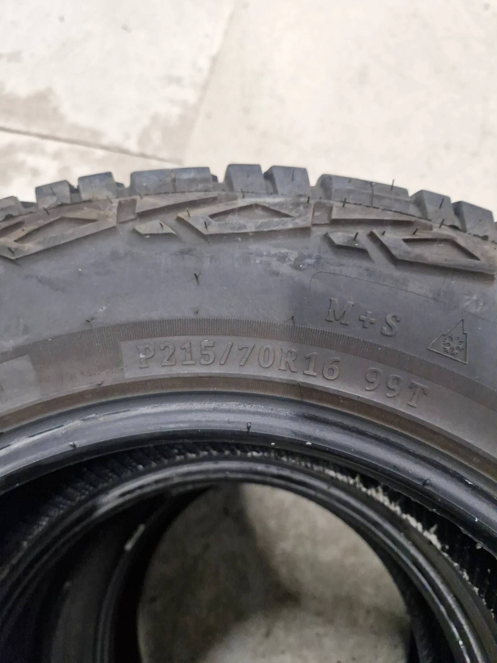 Гуми Всесезонни 215/70R16, снимка 3 - Гуми и джанти - 55404213