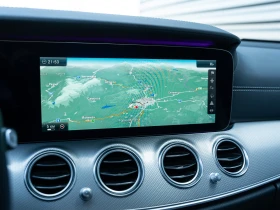 Mercedes-Benz E 63 AMG  S 4Matic, снимка 13