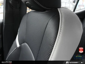 Toyota Camry SE FWD - 28400 € / 55545.57 лв. - 29710774 10