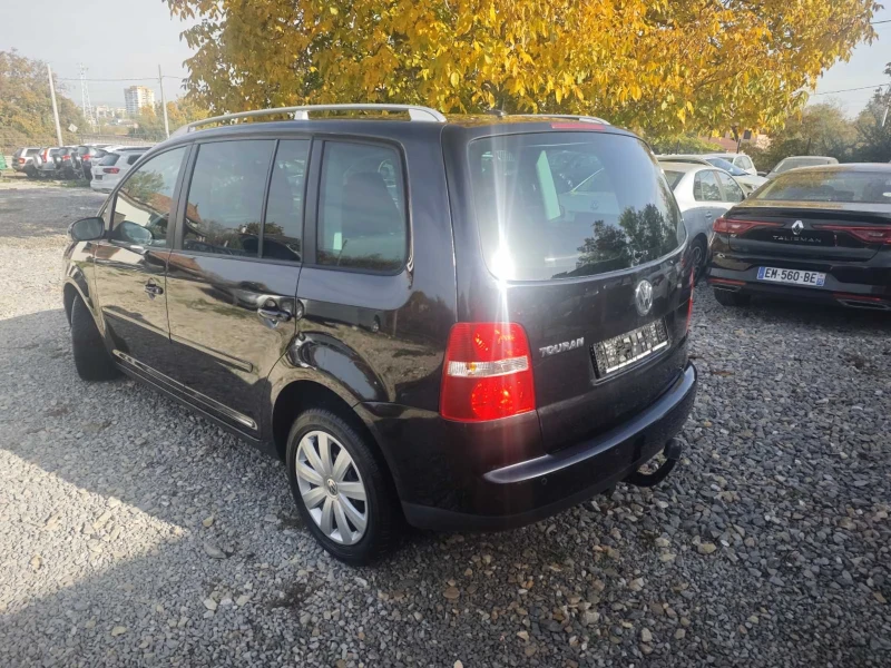 VW Touran 2.0TDI/140KC, снимка 4 - Автомобили и джипове - 47746651