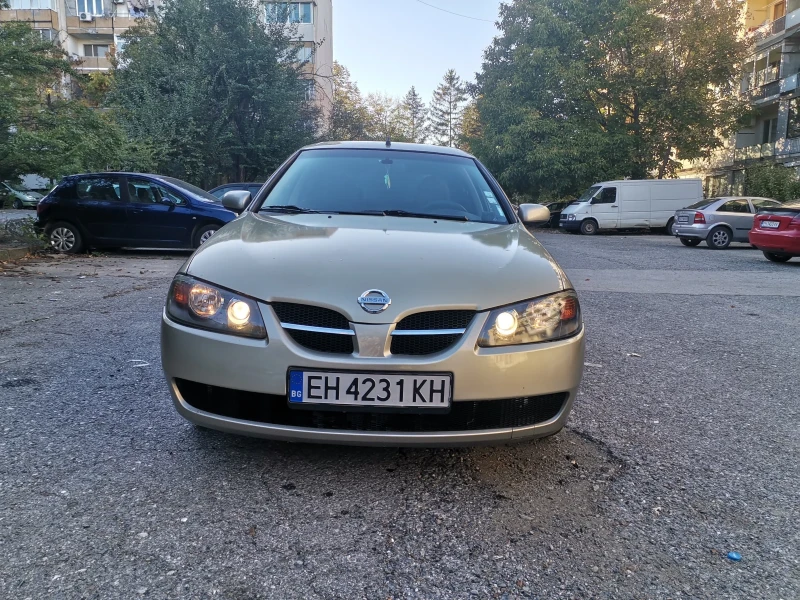 Nissan Almera Хечбек, снимка 1 - Автомобили и джипове - 47892558