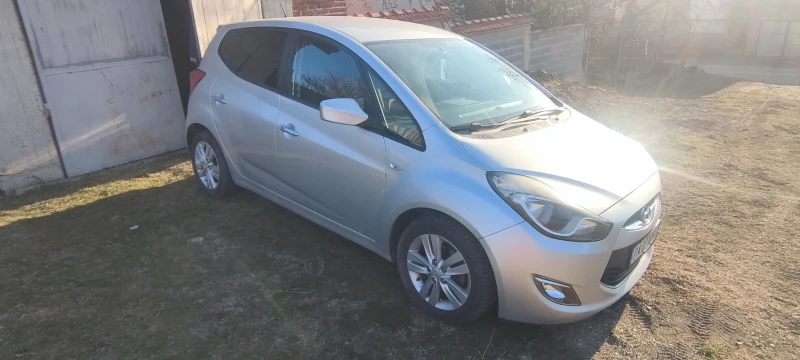 Hyundai Ix20, снимка 2 - Автомобили и джипове - 49081265